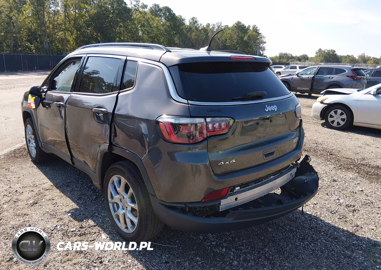 2022 Jeep Compass Latitude Lux 4X4 VIN:3C4NJDFB9NT134891 - 6