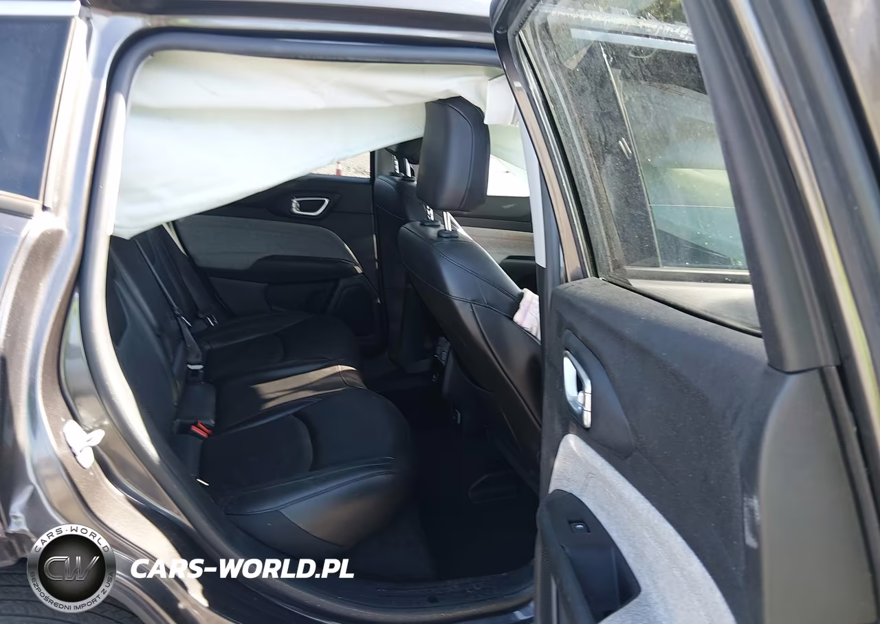 2022 Jeep Compass Latitude Lux 4X4 VIN:3C4NJDFB9NT134891 - 8
