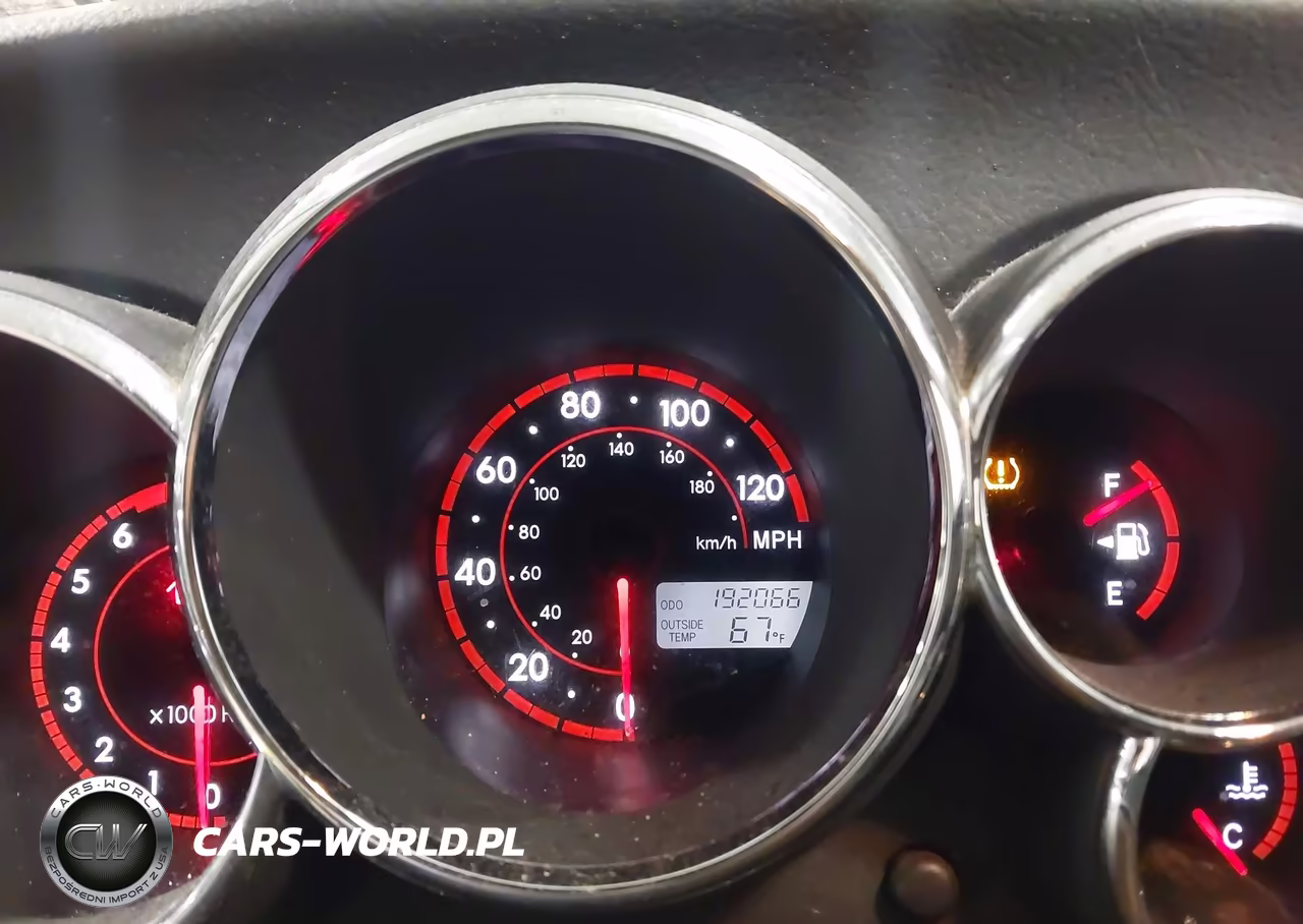 2008 Pontiac Vibe VIN:5Y2SL65828Z417368 - 7