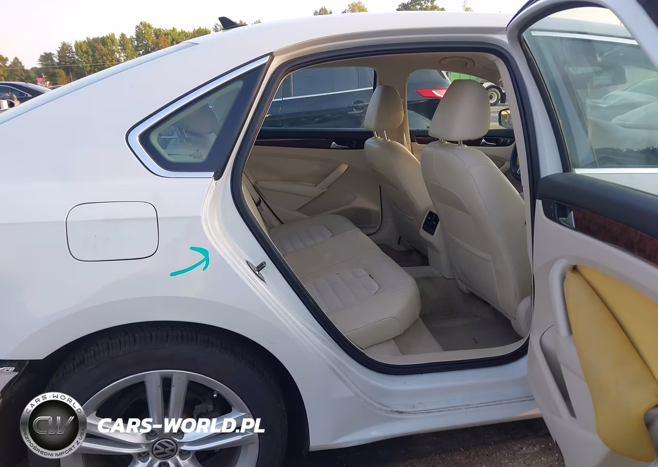 2013 Volkswagen Passat 3.6L V6 Sel Premium VIN:1VWCM7A31DC012310 - 8