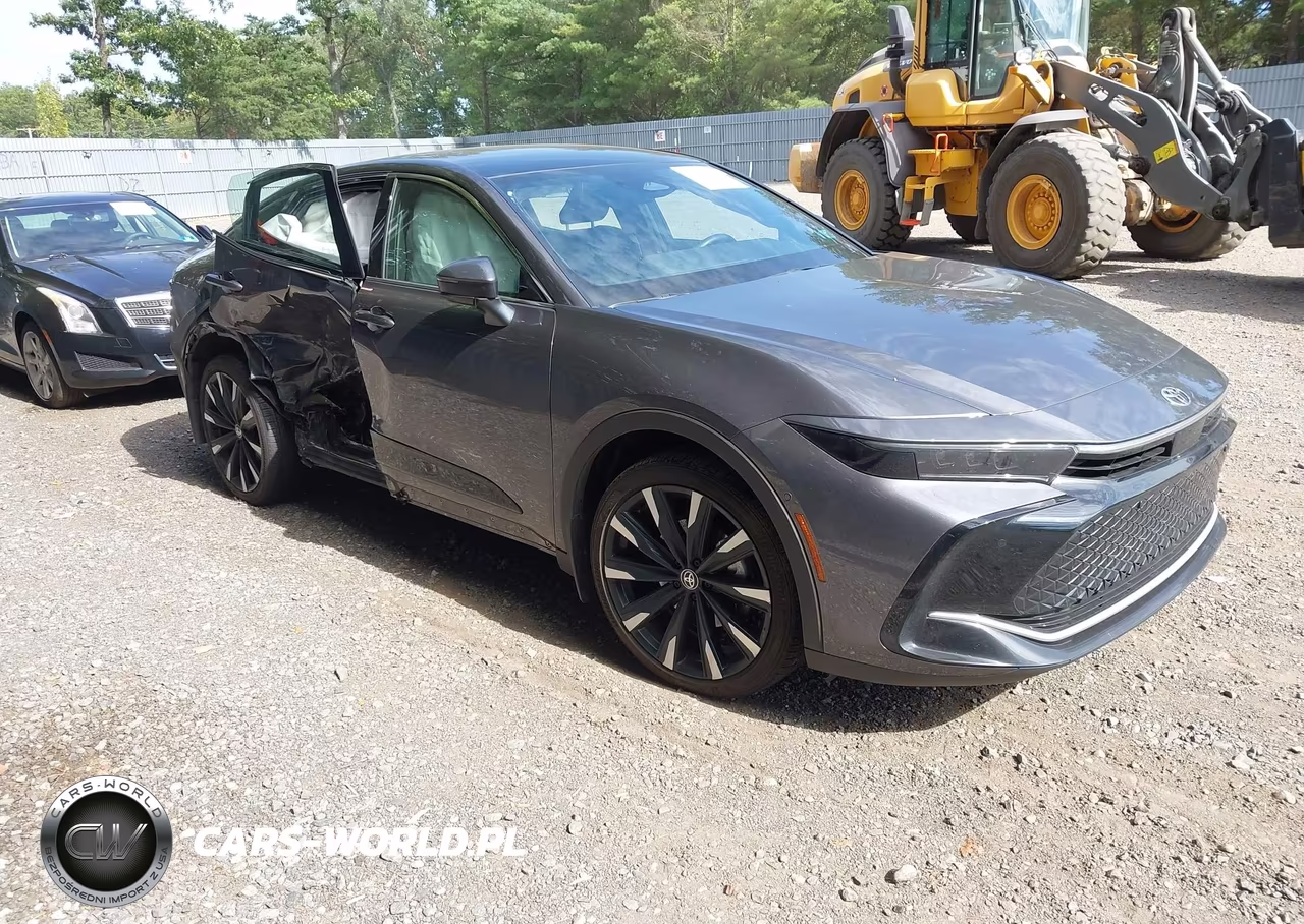 2024 Toyota Crown Platinum