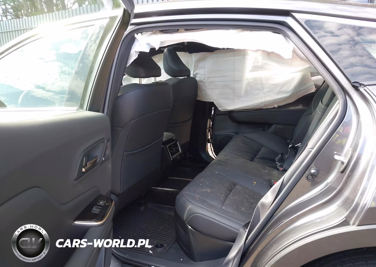 2024 Toyota Crown Platinum VIN:JTDAFAAF9R3006399 - 8
