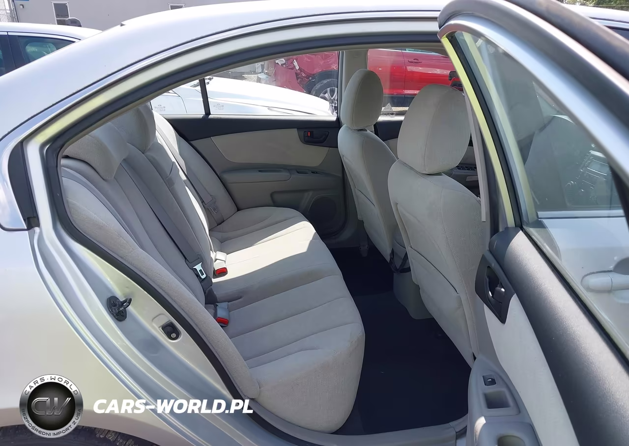 2007 Kia Optima Lx VIN:KNAGE123375124139 - 8