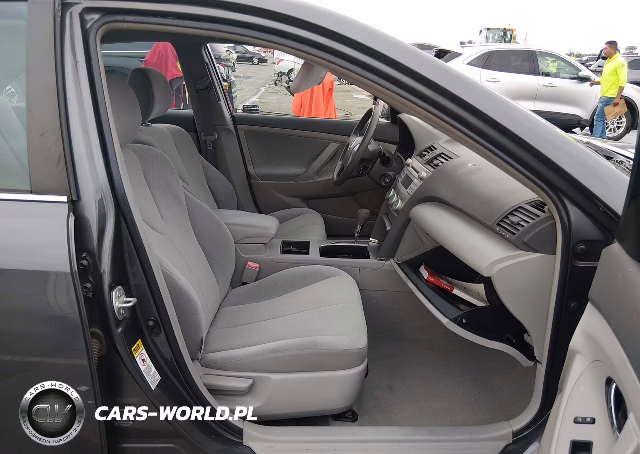 2009 Toyota Camry Le VIN:4T1BE46K29U820091 - 5