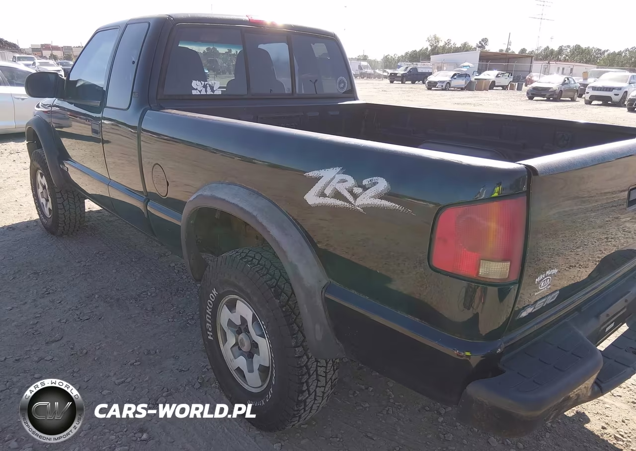 2001 Chevrolet S-10 Ls VIN:1GCCT19W118220459 - 3