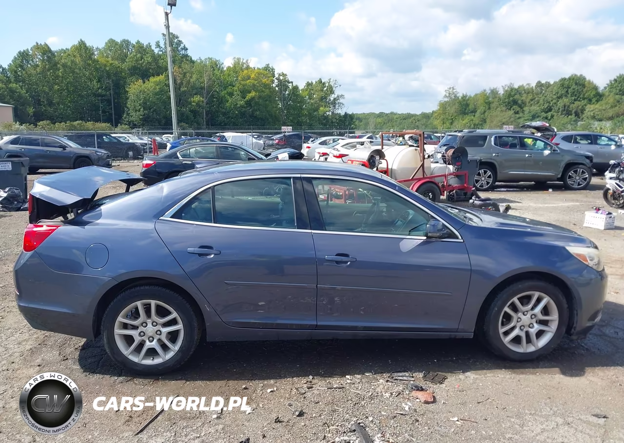 2015 Chevrolet Malibu 1Lt VIN:1G11C5SLXFF337385 - 13
