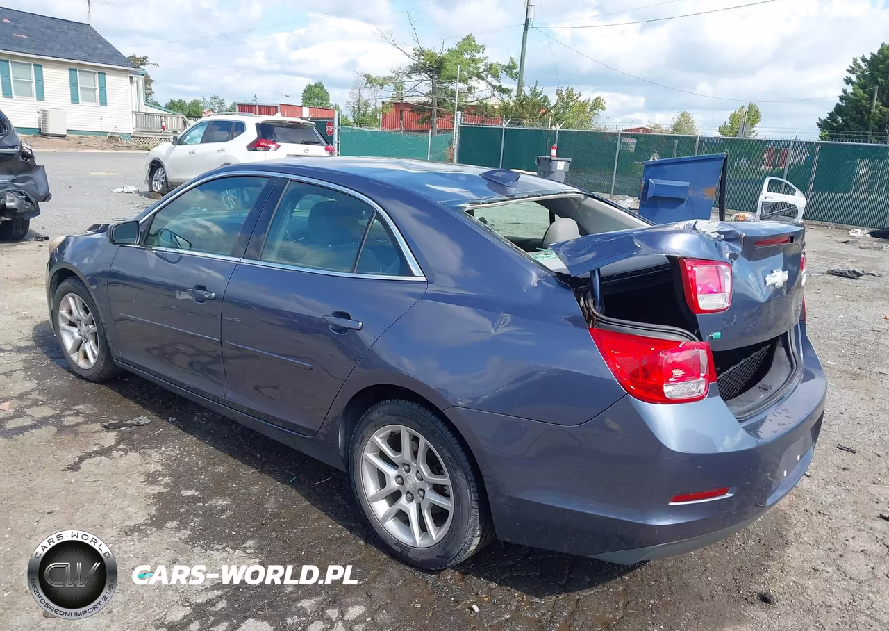 2015 Chevrolet Malibu 1Lt VIN:1G11C5SLXFF337385 - 3