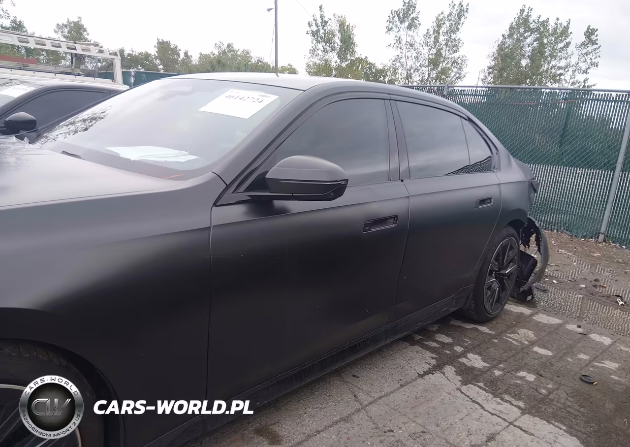 2023 BMW I7 xDrive60 VIN:WBY53EJ07PCN64129 - 14