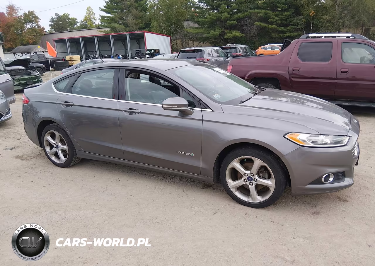 2014 Ford Fusion Hybrid Se – zdjęcie 1 z 11