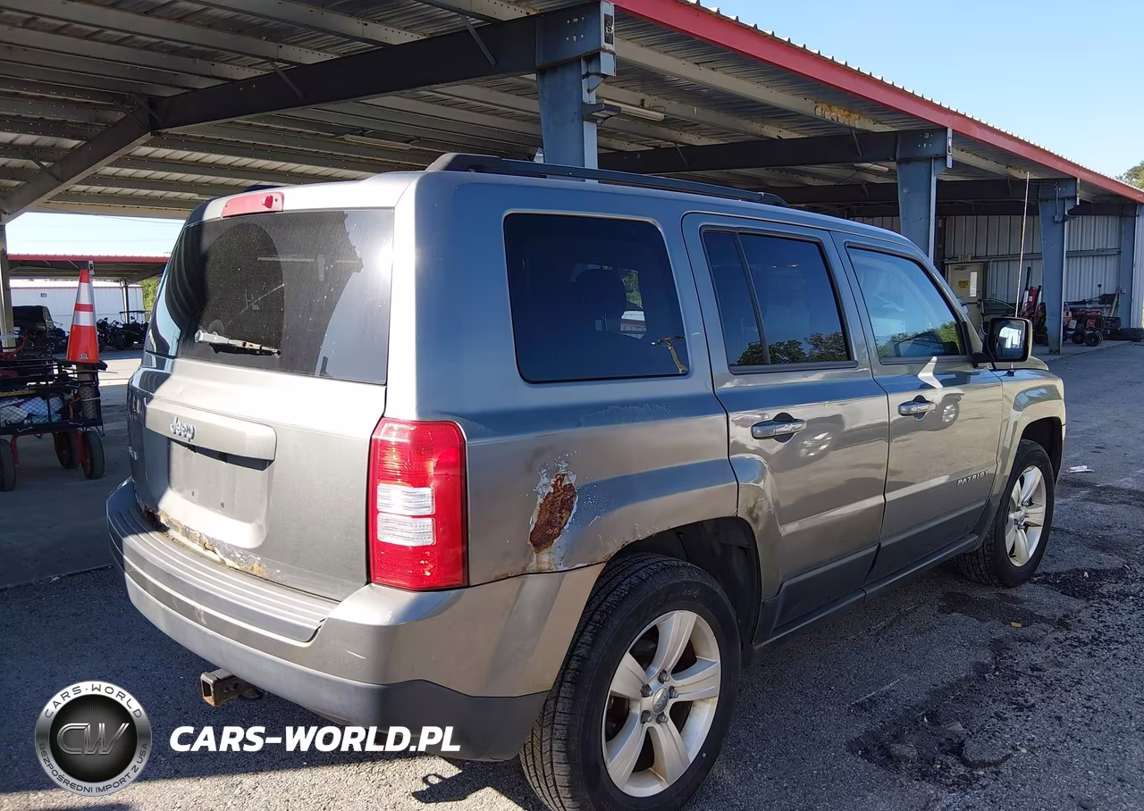 2014 Jeep Patriot Sport VIN:1C4NJRBBXED632753 - 4