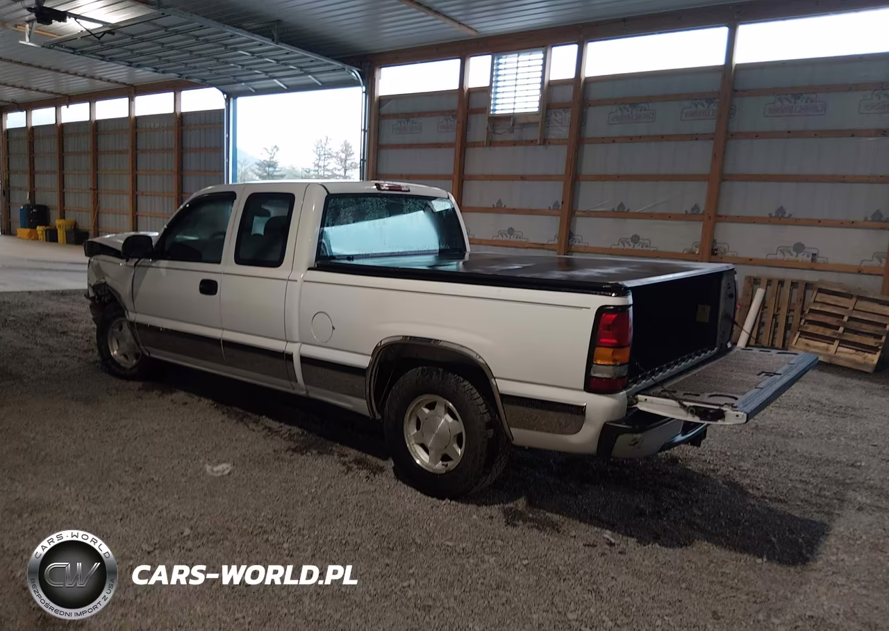 2004 GMC Sierra 1500 Work Truck VIN:2GTEC19V941260554 - 3