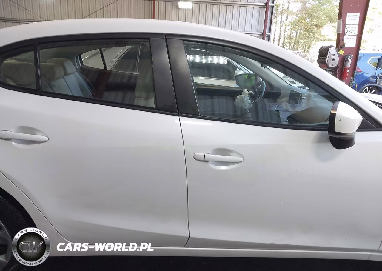 2015 Mazda Mazda3 I Sport VIN:JM1BM1U78F1258196 - 13