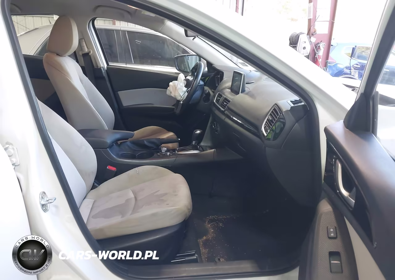 2015 Mazda Mazda3 I Sport VIN:JM1BM1U78F1258196 - 5