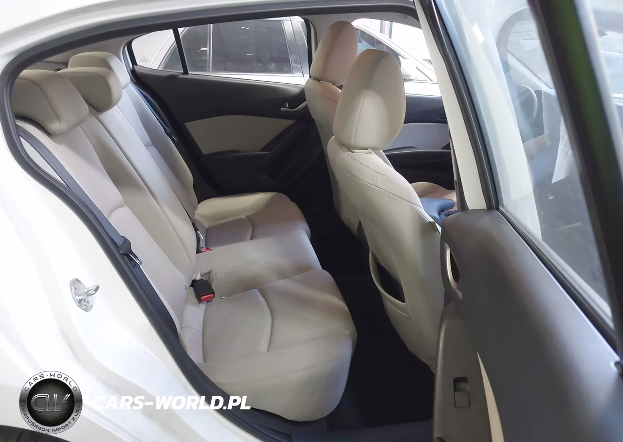 2015 Mazda Mazda3 I Sport VIN:JM1BM1U78F1258196 - 8
