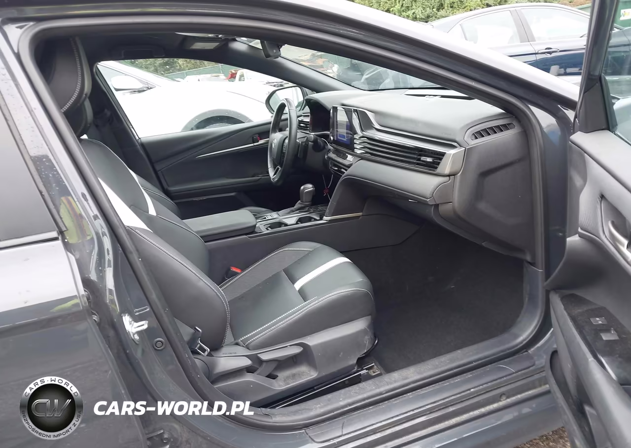 2025 Toyota Camry Se VIN:4T1DAACK2SU601810 - 5
