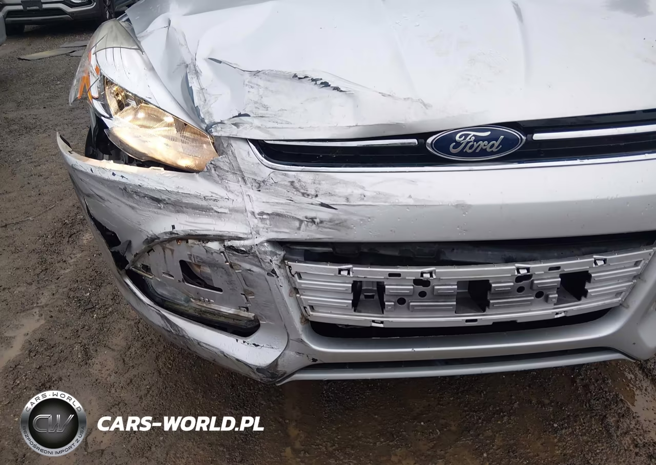 2015 Ford Escape Titanium VIN:1FMCU9J92FUB21435 - 14