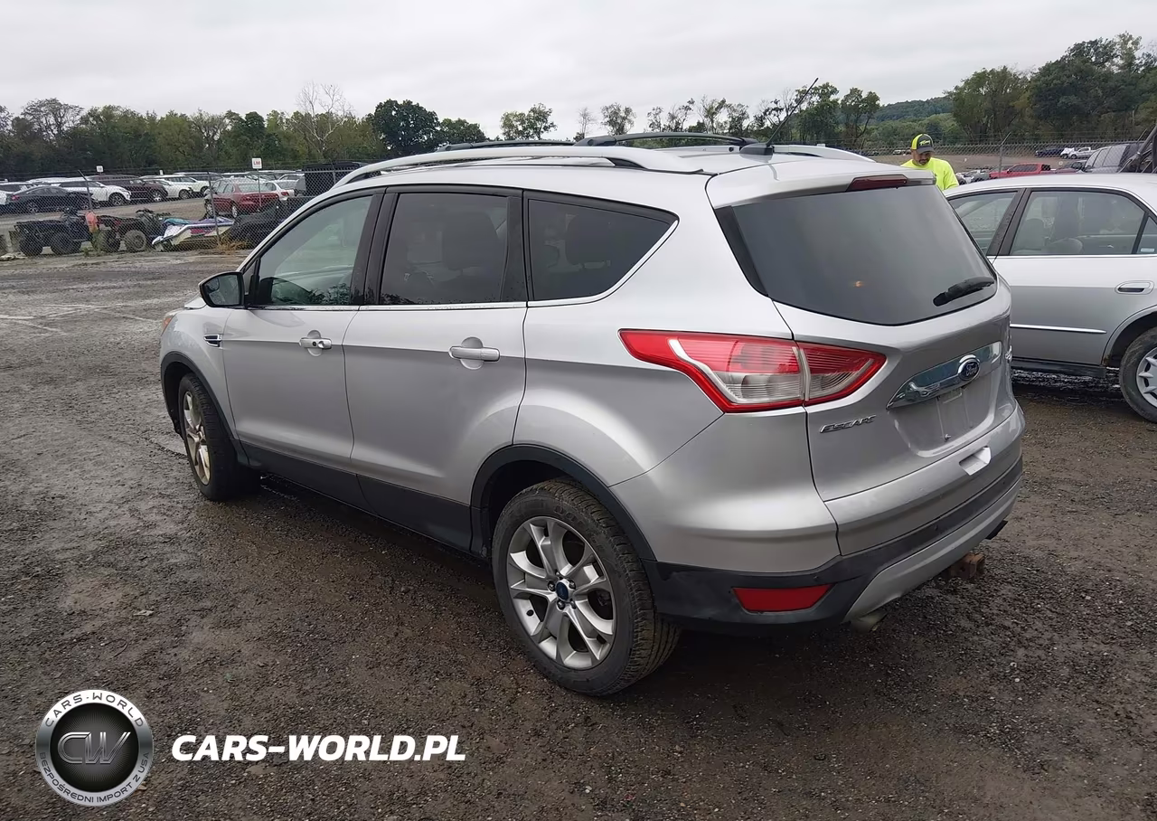 2015 Ford Escape Titanium VIN:1FMCU9J92FUB21435 - 3