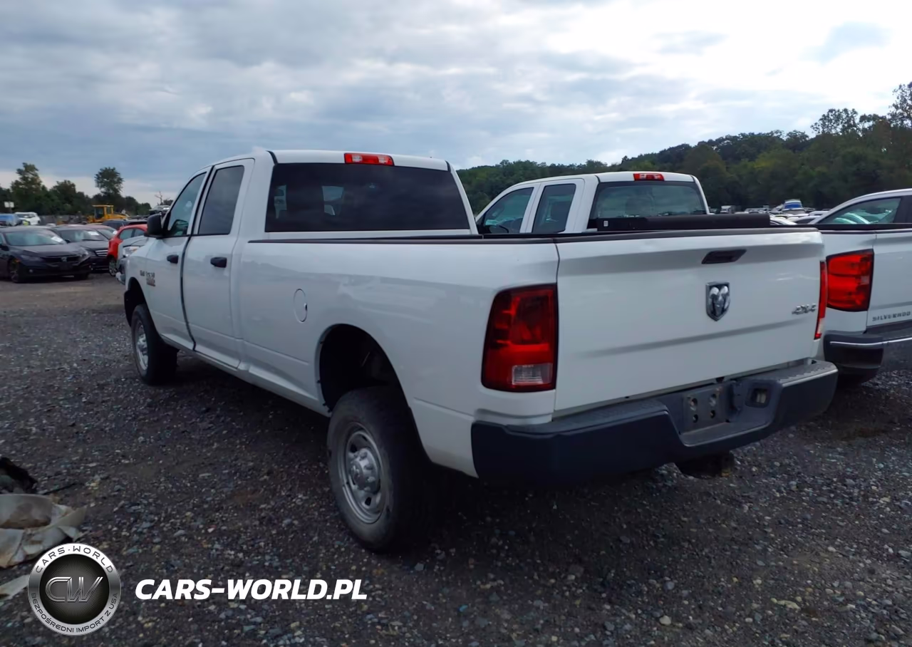 2018 Ram 2500 Tradesman 4X4 8' Box VIN:3C6TR5HT9JG363643 - 3