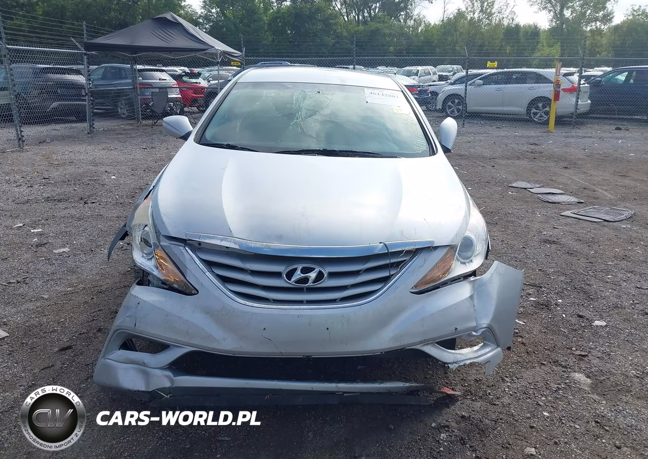 2012 Hyundai Sonata Gls VIN:5NPEB4AC5CH481631 - 12