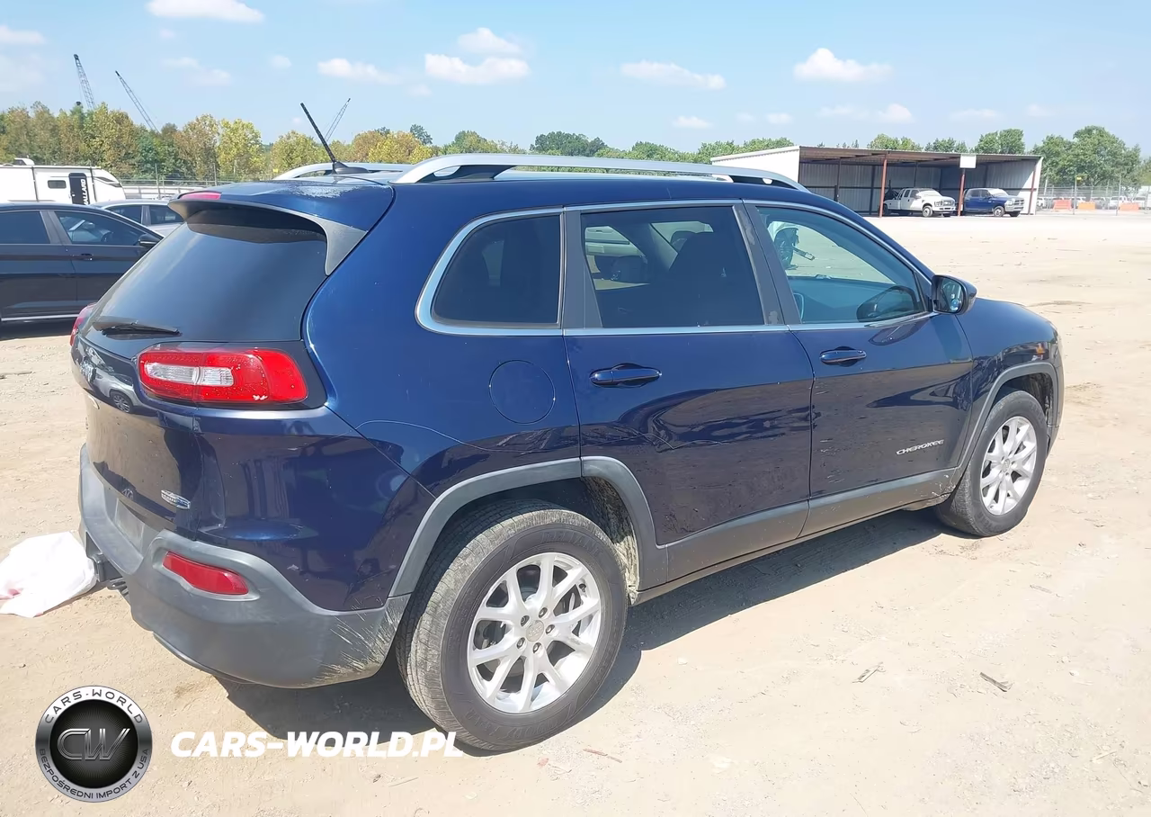 2014 Jeep Cherokee Latitude VIN:1C4PJMCB3EW167831 - 4
