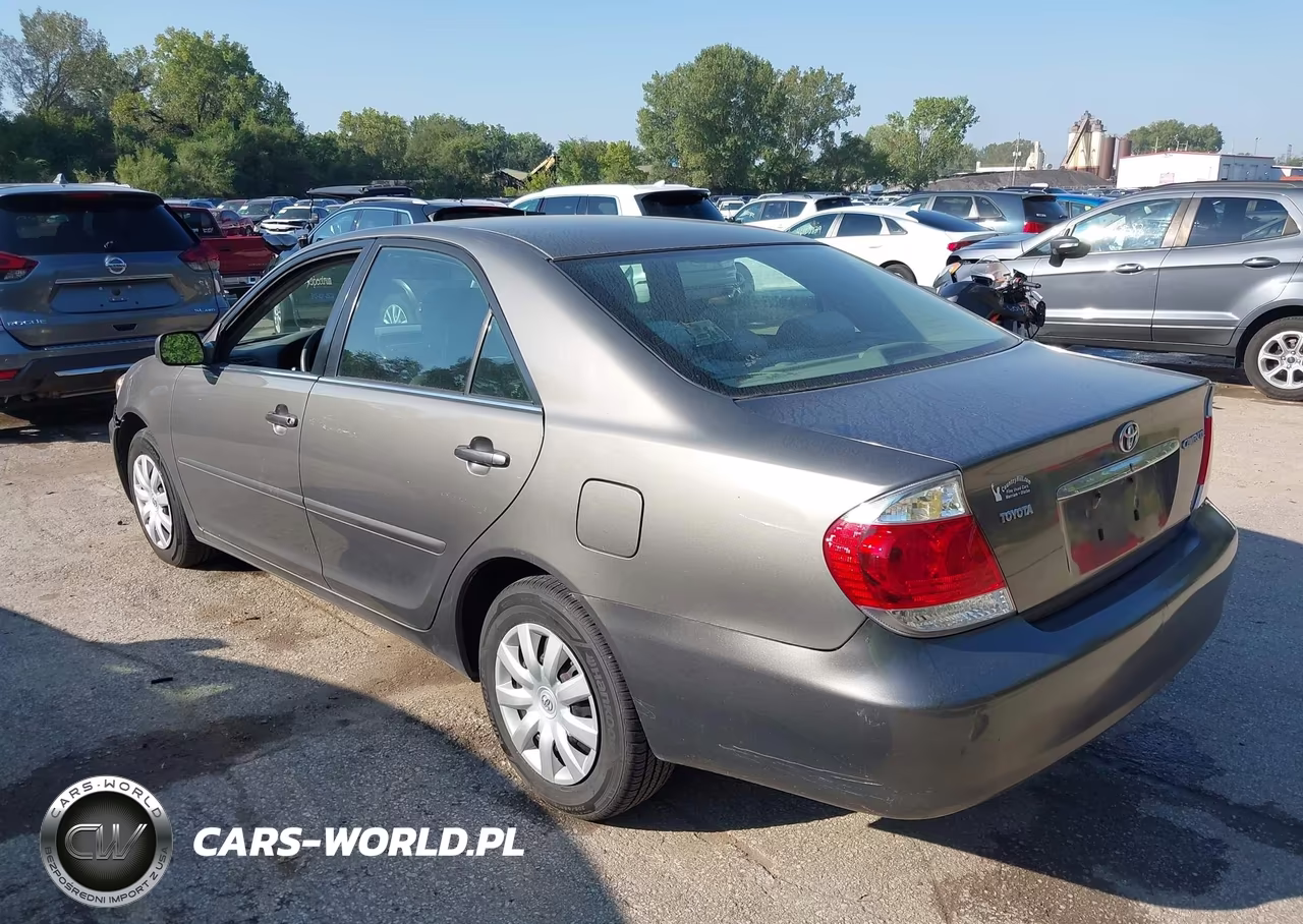2006 Toyota Camry Le VIN:4T1BE32KX6U741635 - 3