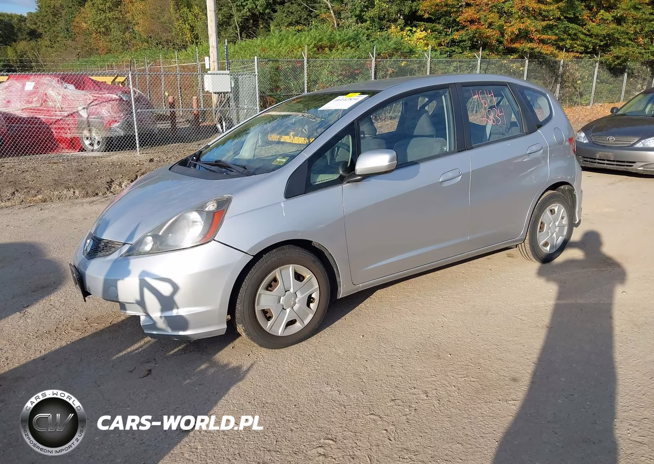 2013 Honda Fit VIN:JHMGE8H30DC024038 - 2