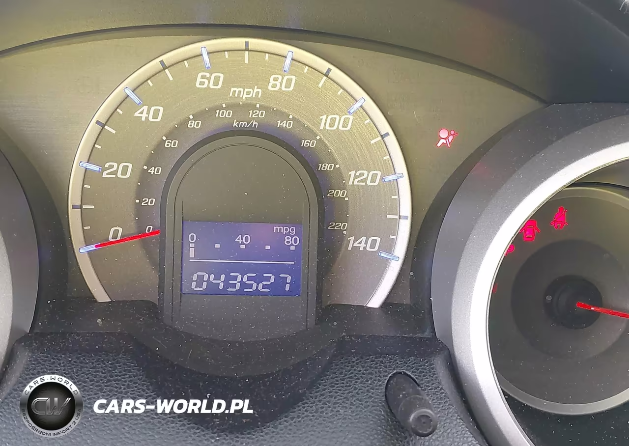 2013 Honda Fit VIN:JHMGE8H30DC024038 - 7