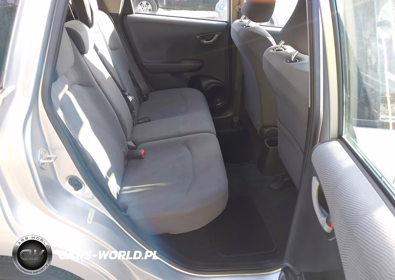 2013 Honda Fit VIN:JHMGE8H30DC024038 - 8