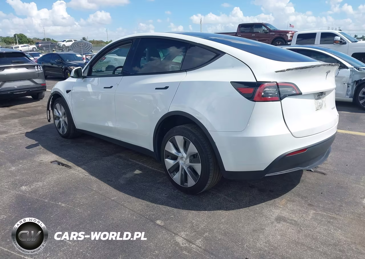 2023 Tesla Model Y Awd-Long Range Dual Motor All-Wheel Drive VIN:7SAYGDEE2PF796601 - 3