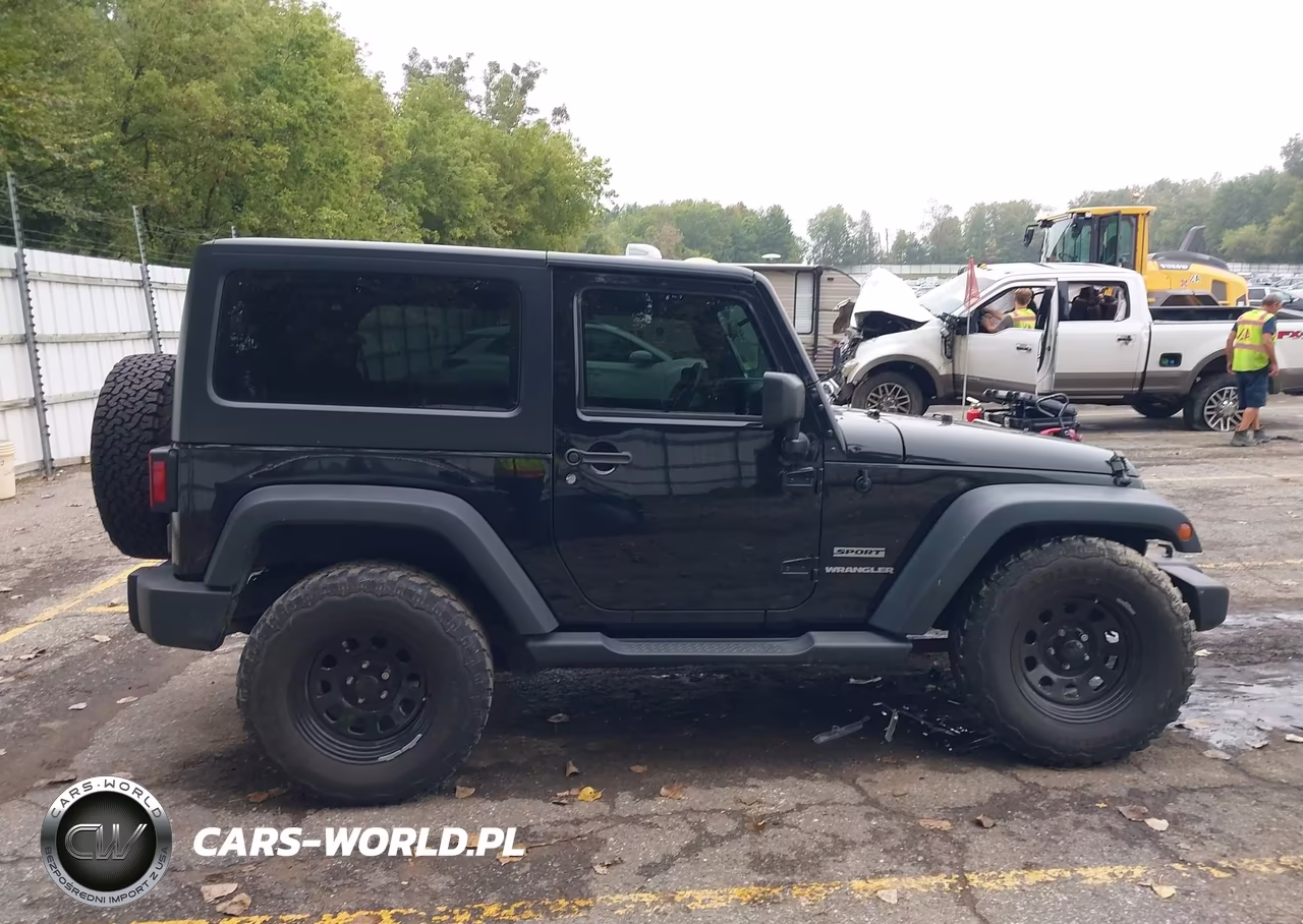 2015 Jeep Wrangler Sport VIN:1C4AJWAGXFL514705 - 14