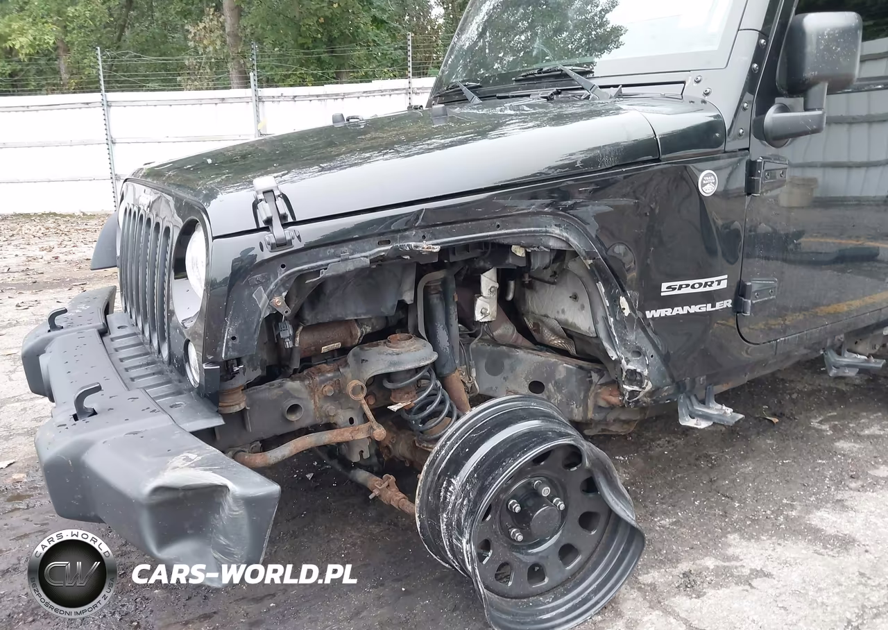 2015 Jeep Wrangler Sport VIN:1C4AJWAGXFL514705 - 6