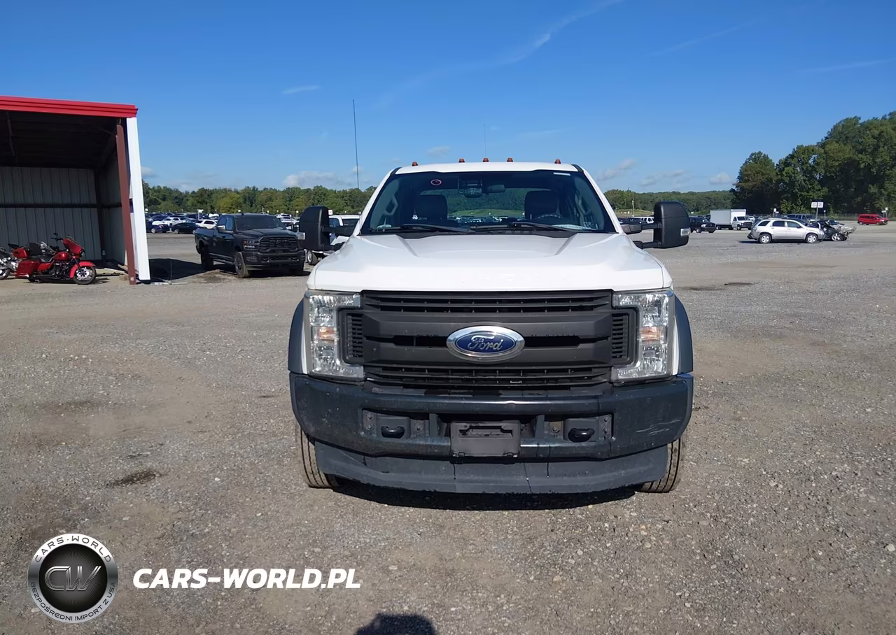 2019 Ford F-550 Chassis Xl VIN:1FD0X5HY1KEC15956 - 18