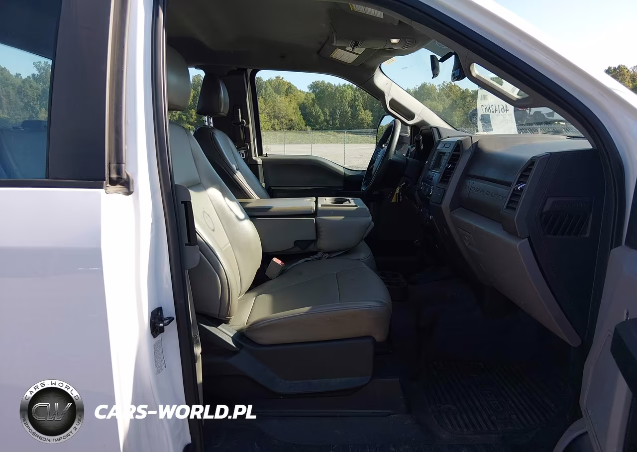 2019 Ford F-550 Chassis Xl VIN:1FD0X5HY1KEC15956 - 5