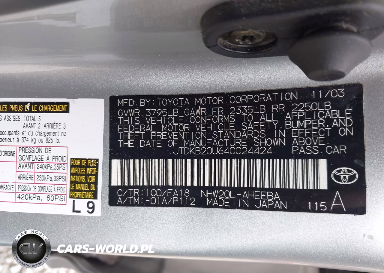 2004 Toyota Prius VIN:JTDKB20U640024424 - 9