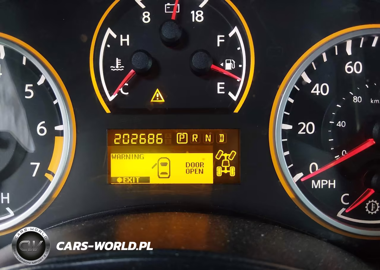 2014 Nissan Armada Sv VIN:5N1AA0NC2EN604076 - 15
