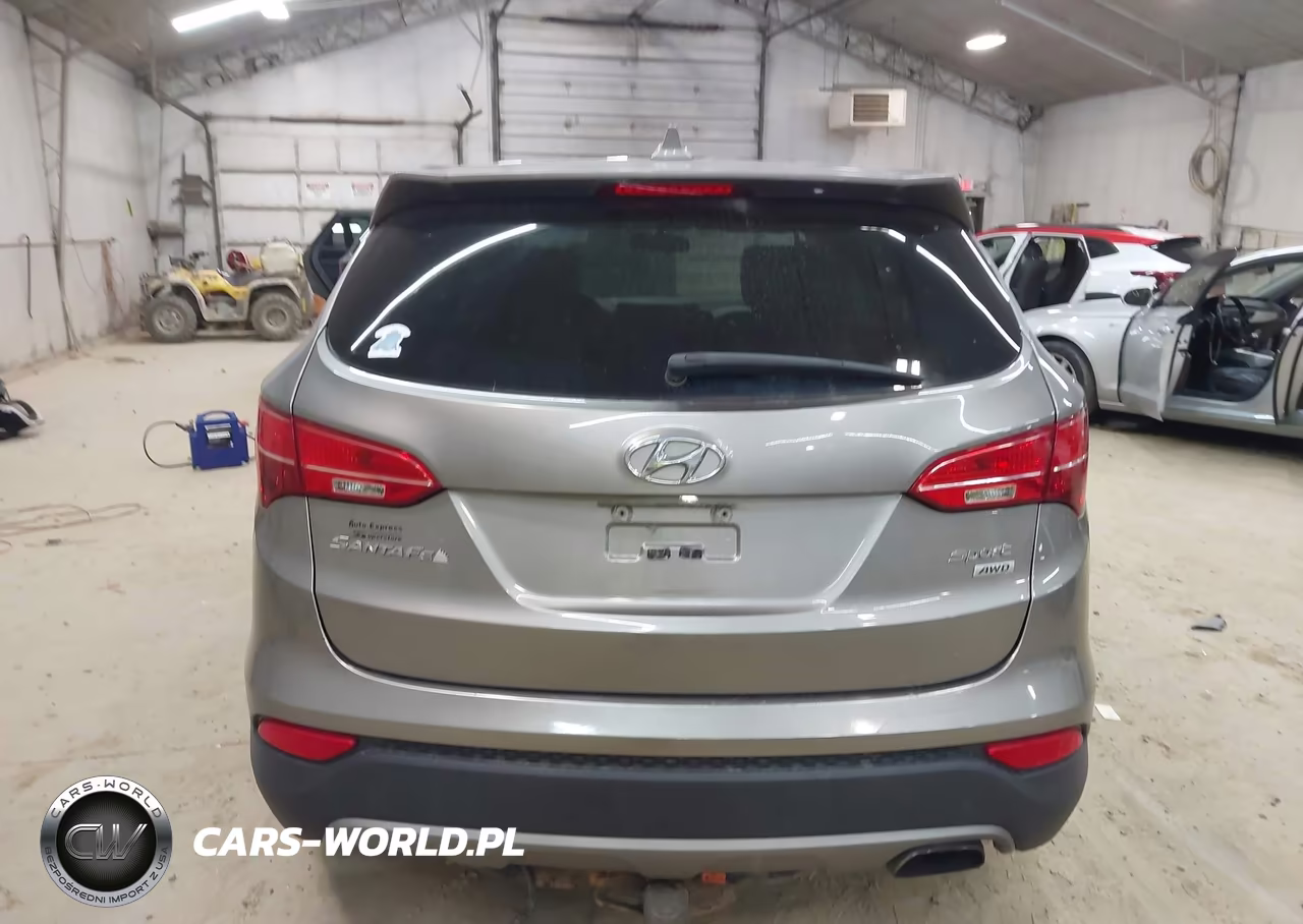 2016 Hyundai Santa Fe Sport 2.4L VIN:5XYZTDLB1GG310696 - 16