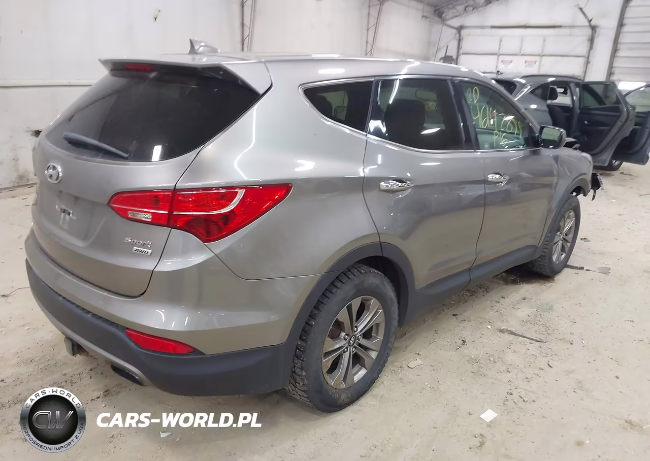 2016 Hyundai Santa Fe Sport 2.4L VIN:5XYZTDLB1GG310696 - 4