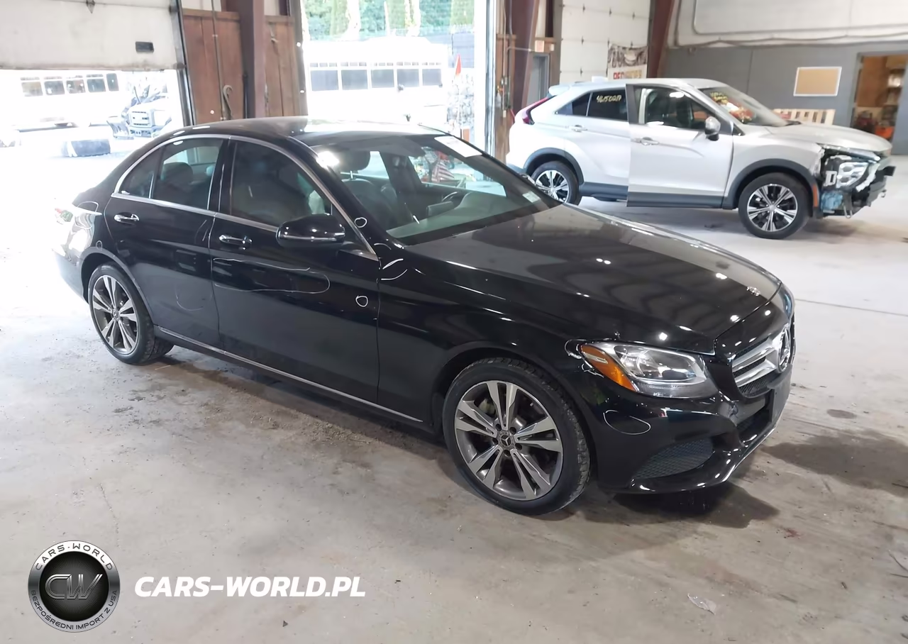 2018 Mercedes-Benz C 300 4Matic