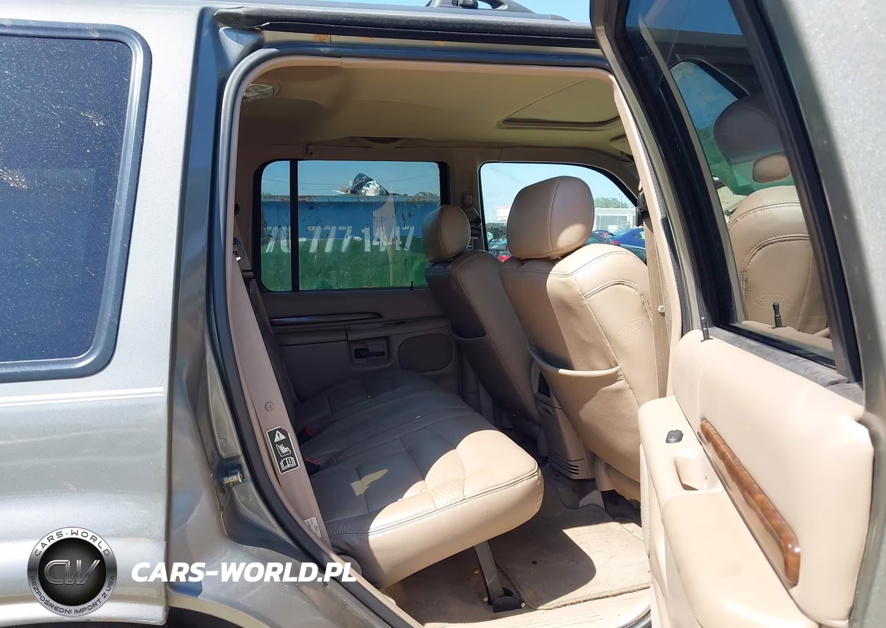 2000 Ford Explorer Limited VIN:1FMDU65P9YZB41246 - 8