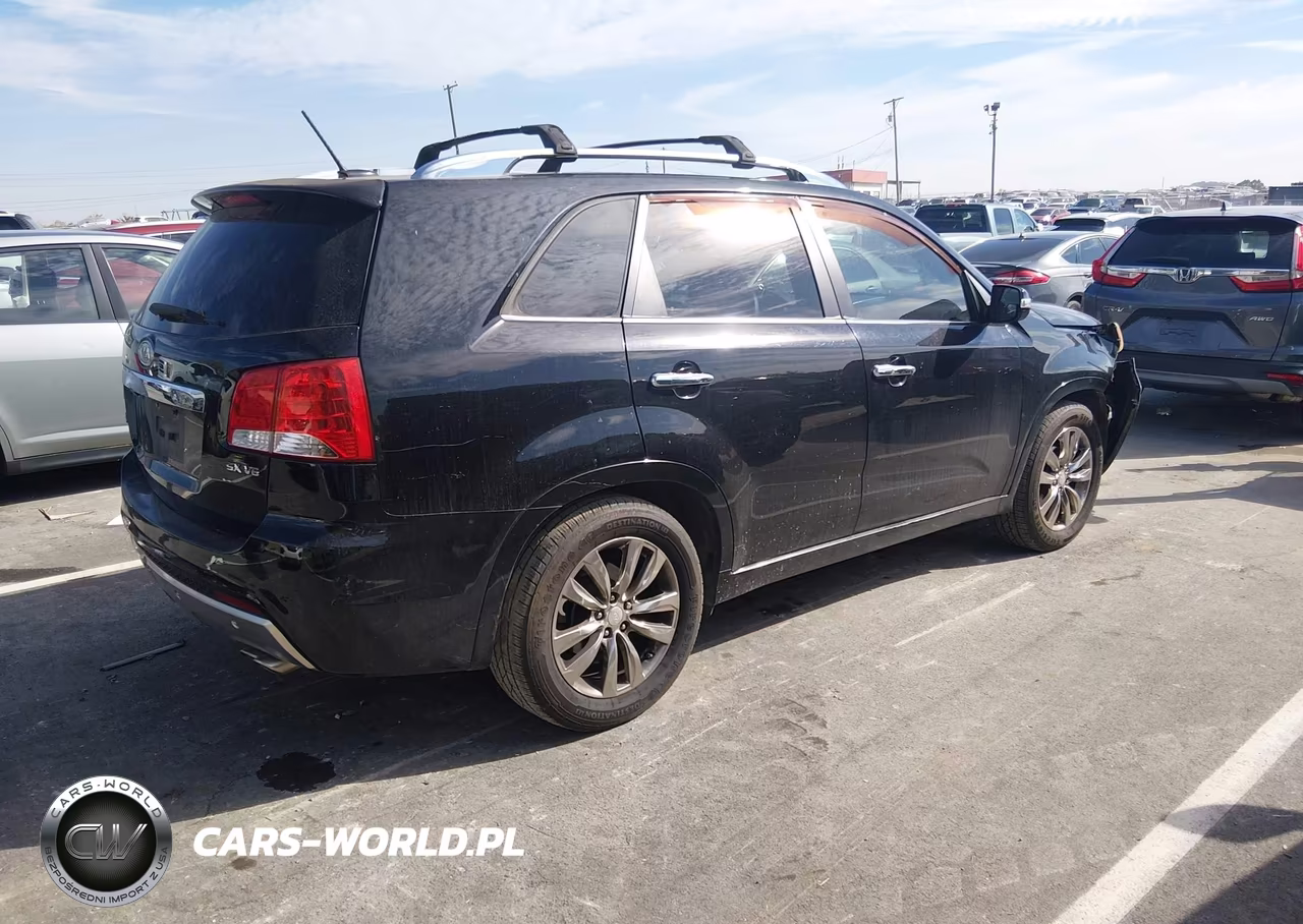 2011 Kia Sorento Sx V6 VIN:5XYKW4A21BG146841 - 4