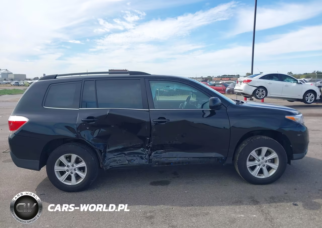 2013 Toyota Highlander Base V6 VIN:5TDZK3EH2DS094502 - 13