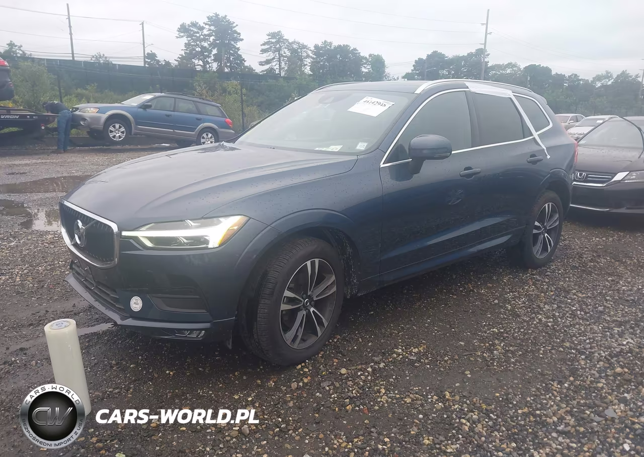 2021 Volvo Xc60 T5 Momentum VIN:YV4102RK8M1700897 - 2