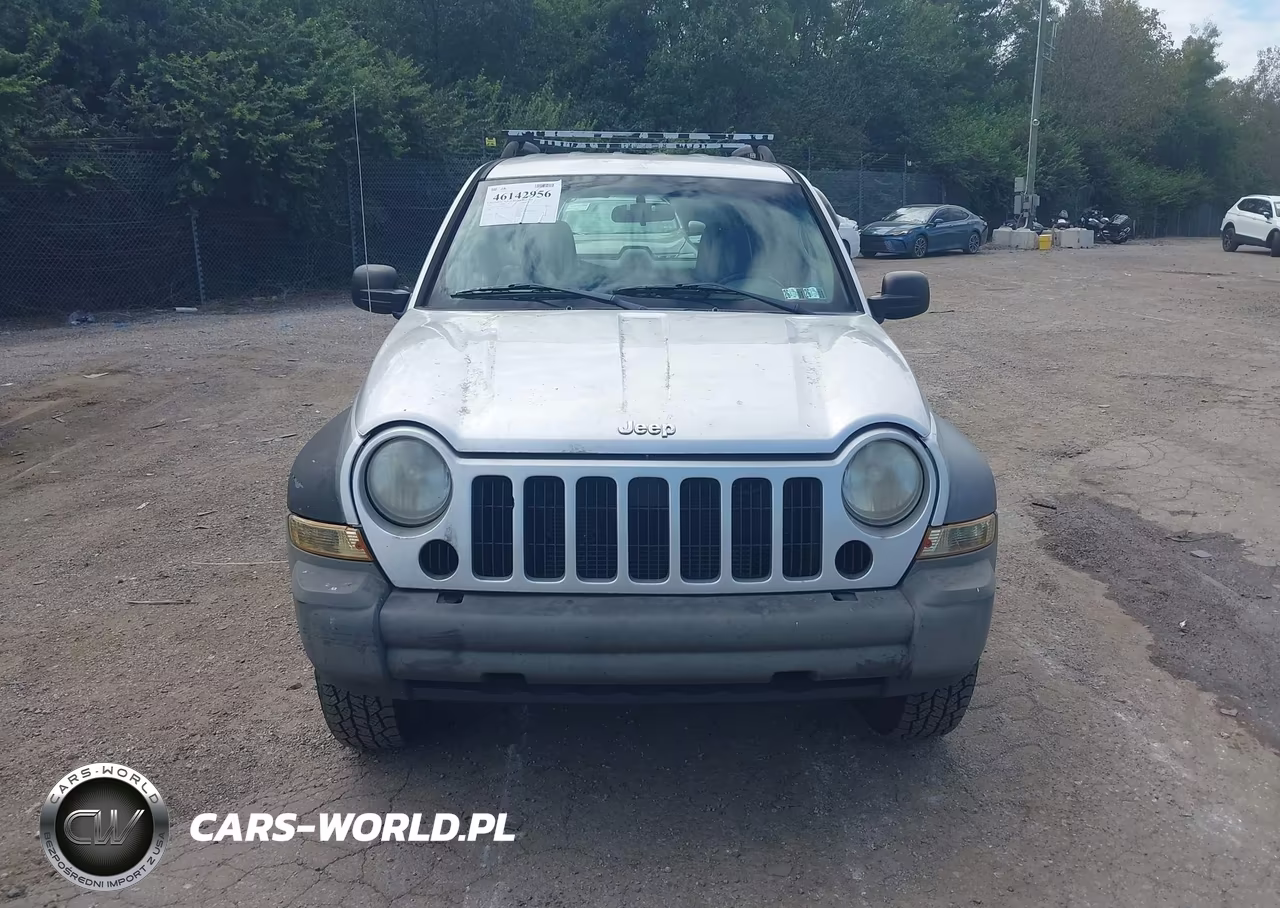 2005 Jeep Liberty Sport VIN:1J4GL48K15W701275 - 6