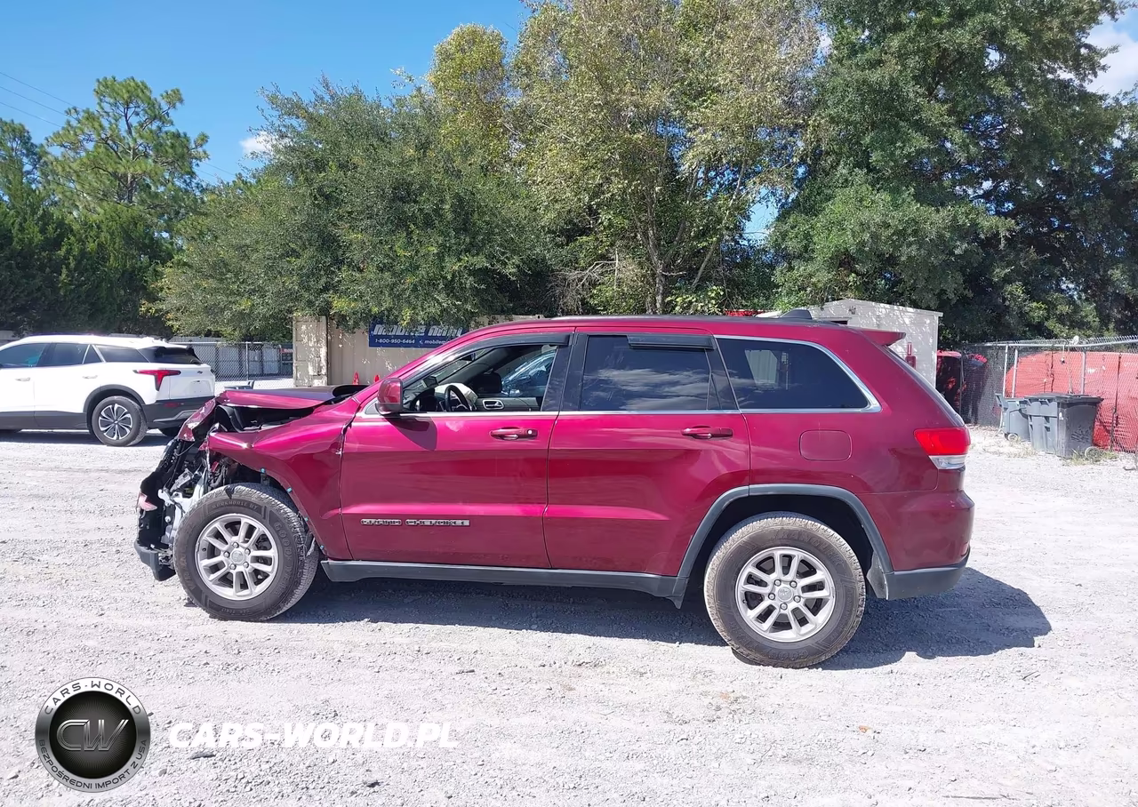 2018 Jeep Grand Cherokee Laredo 4X2 VIN:1C4RJEAG2JC182507 - 14