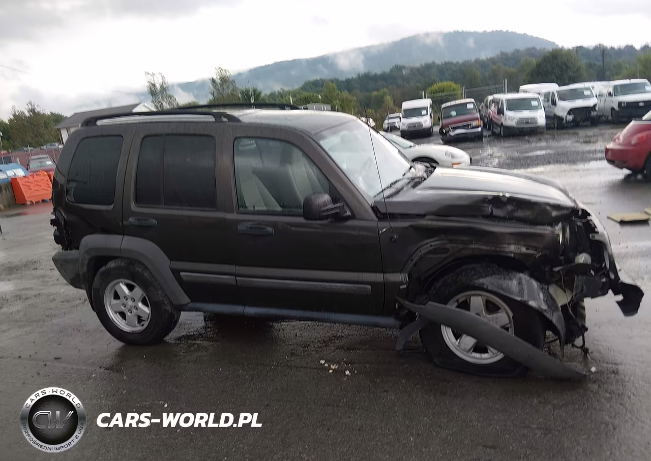 2006 Jeep Liberty Sport VIN:1J4GL48K36W282475 - 6