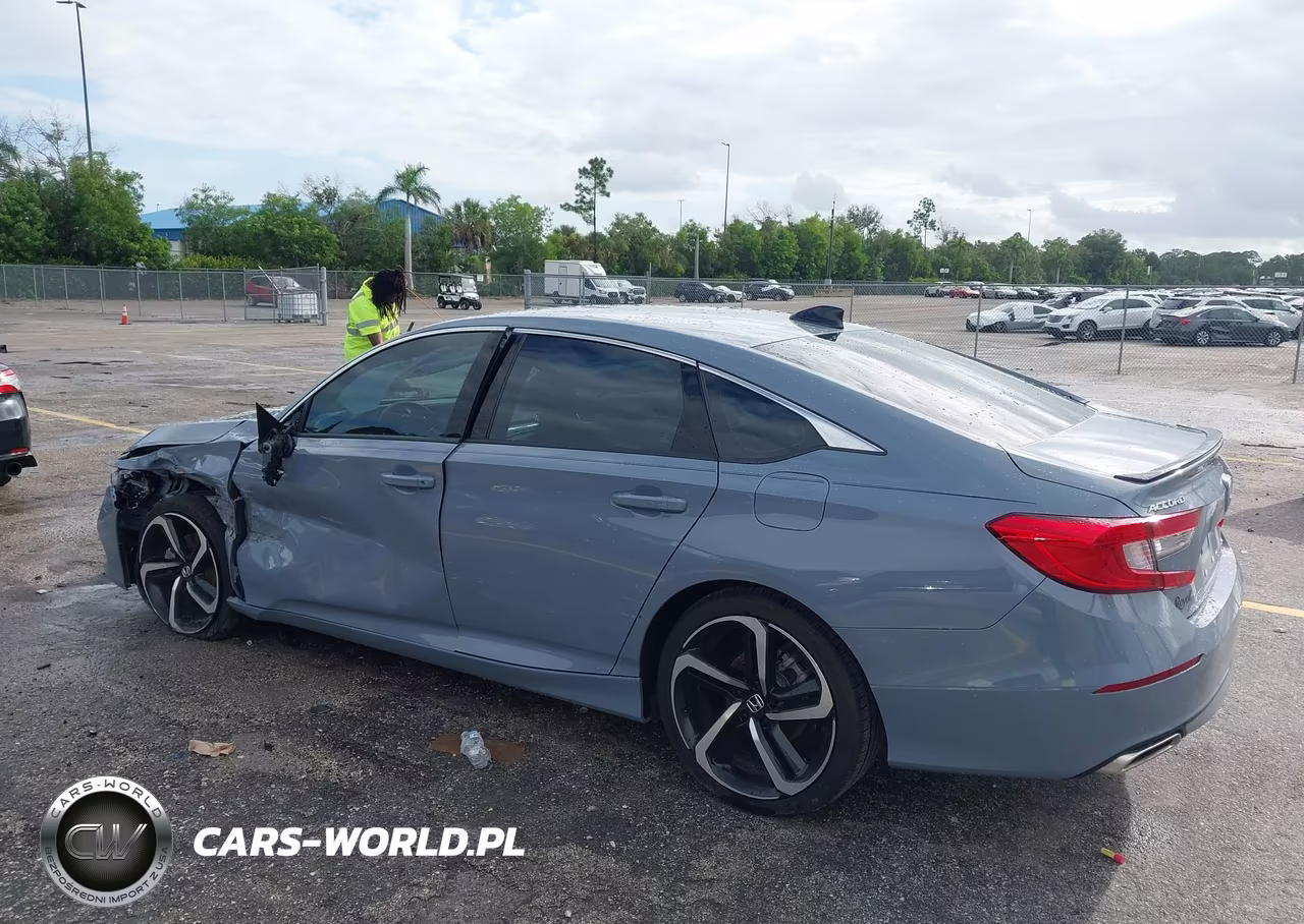 2022 Honda Accord Sport VIN:1HGCV1F33NA068687 - 3