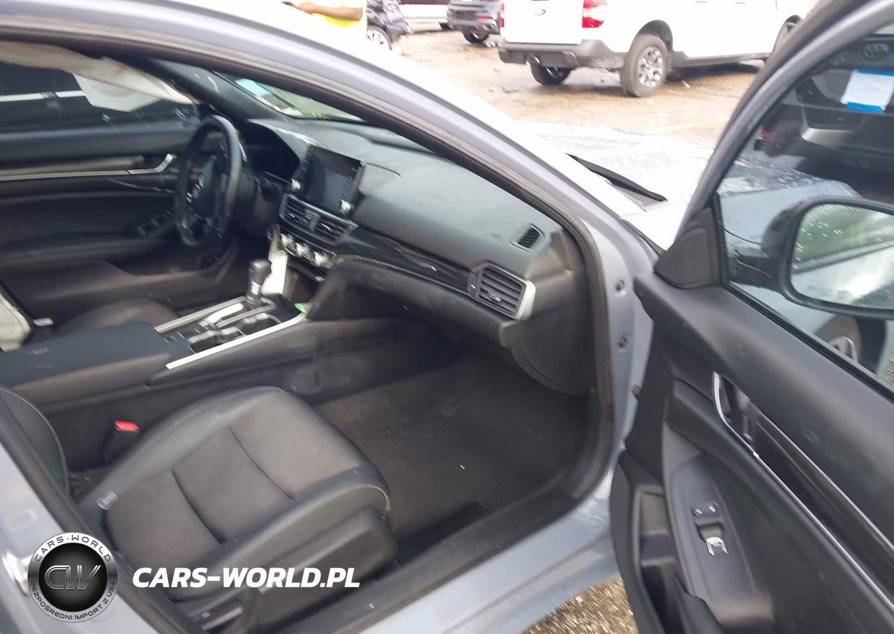 2022 Honda Accord Sport VIN:1HGCV1F33NA068687 - 5