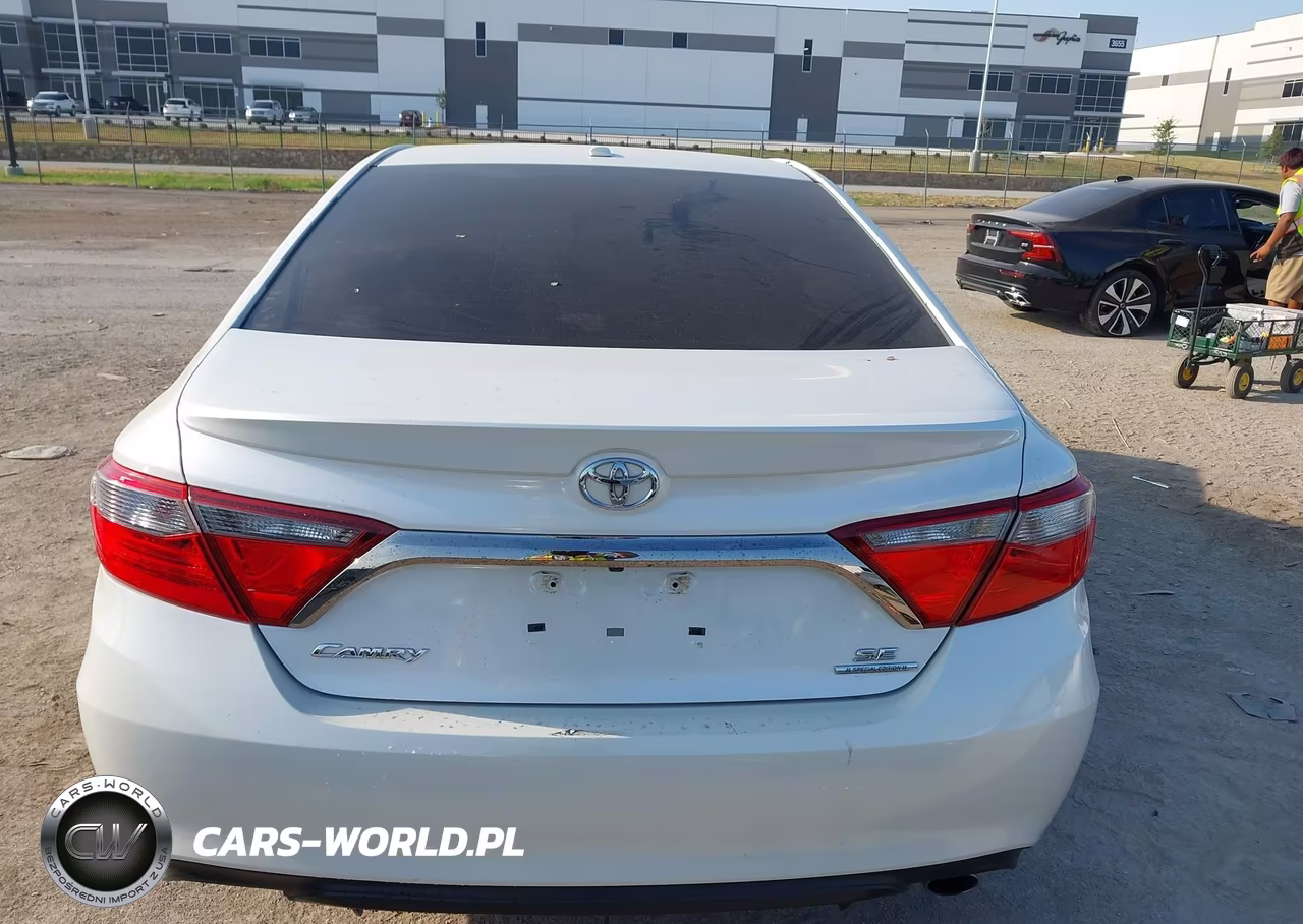 2016 Toyota Camry Se VIN:4T1BF1FKXGU148662 - 16