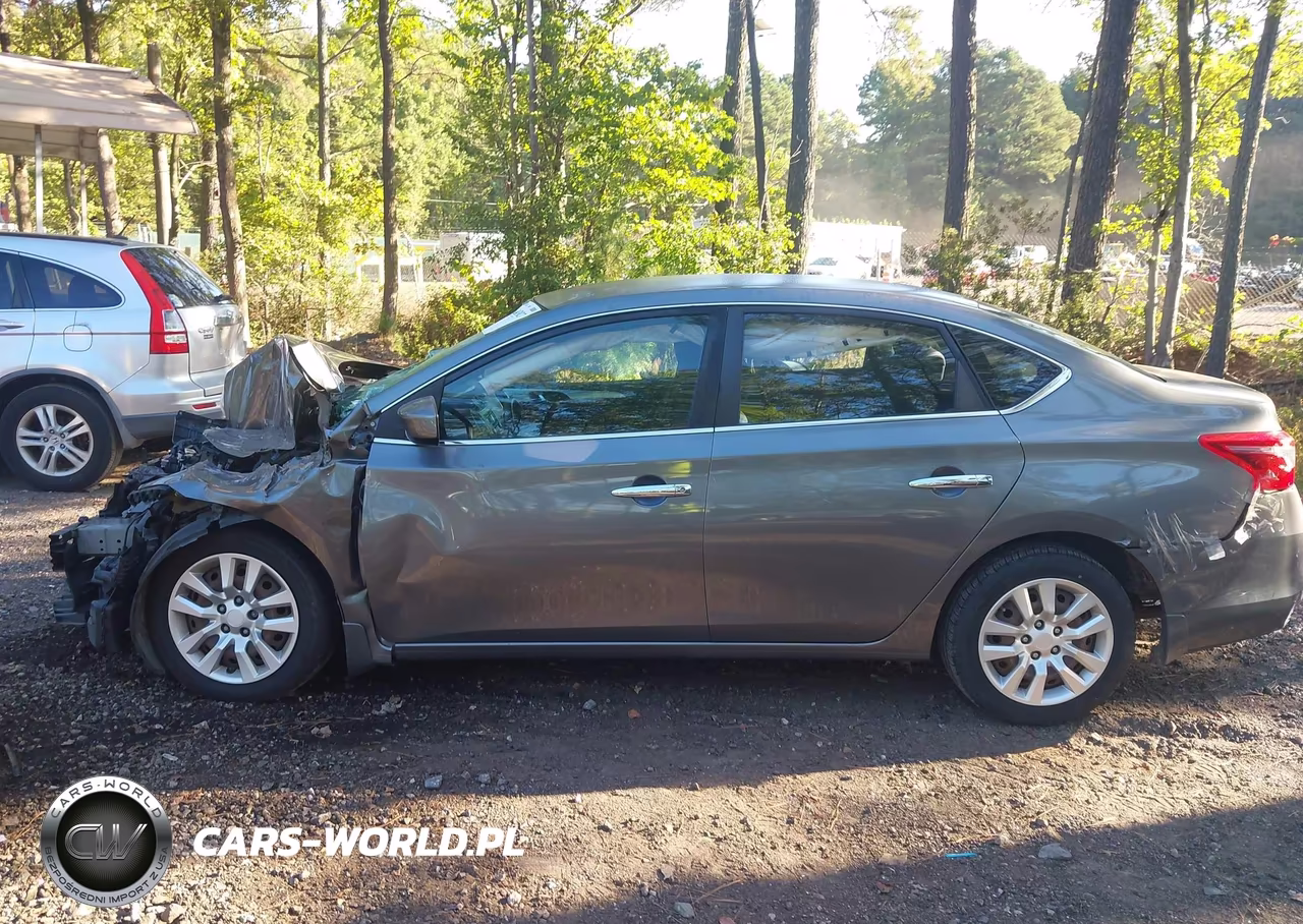 2016 Nissan Sentra S VIN:3N1AB7AP9GY311156 - 15