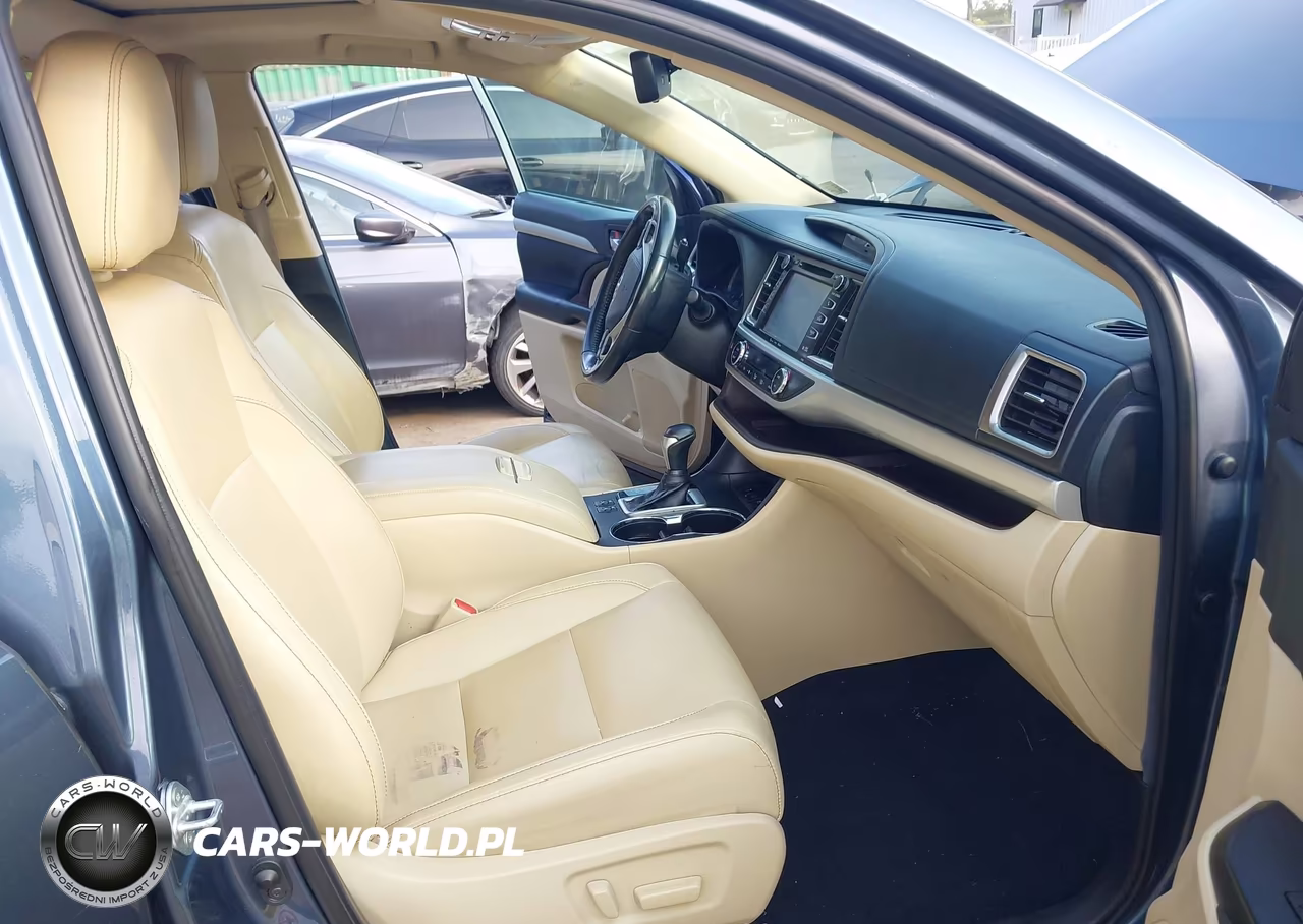 2019 Toyota Highlander Hybrid Xle VIN:5TDJGRFH5KS076492 - 5